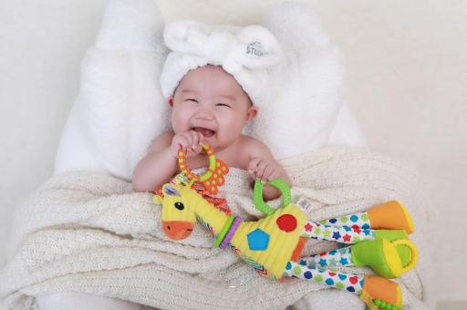 慈溪宝宝咬手指甲 慈溪宝宝咬手指甲